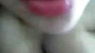 Emma Hi fa mylisi su mergina.