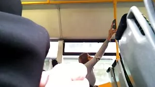 Gydytojas kolegų kompanijoje turi lytinių santykių su psichopatu.