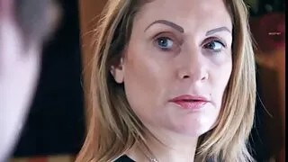 Trys Lesbietės kaimynai yra pakrikę.