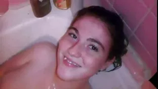 Emma Hi incontra susitinka su vyru sekso metu.