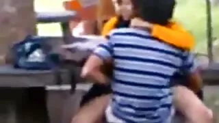 Sušikti švelniai su gražia blondine.