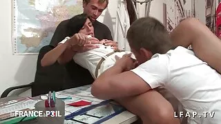 Suknista kėdė.