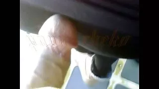 Sušikti du kojinės.