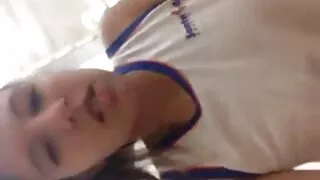 Tris su jaunais mokyti juos.