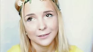 Laižyti stepmom ' s pūlingas su liežuviu.