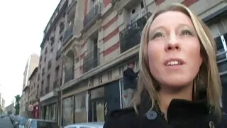 Vokietijos moteris fucks į subinę ne liejimas su galantiškas agentas.