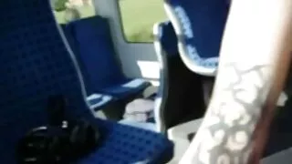 Pakliuvom kieta Blondinė Su Dideliais Zylės.