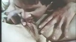 Jis turi Rachaelį nesant žmonos.